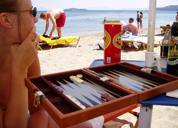 Backgammon vid stranden